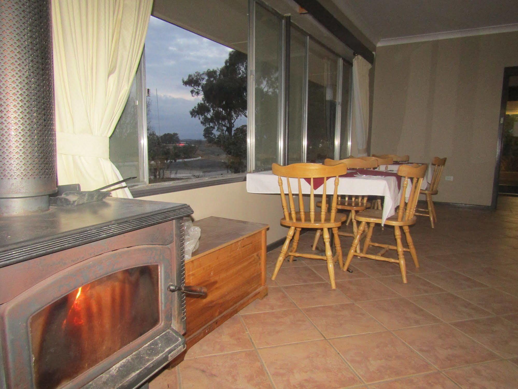 Allonville Gardens Motel Wagga Wagga Zewnętrze zdjęcie